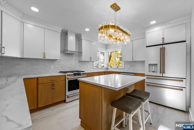 413 Franklin Avenue, Hasbrouck Heights, NJ 07604