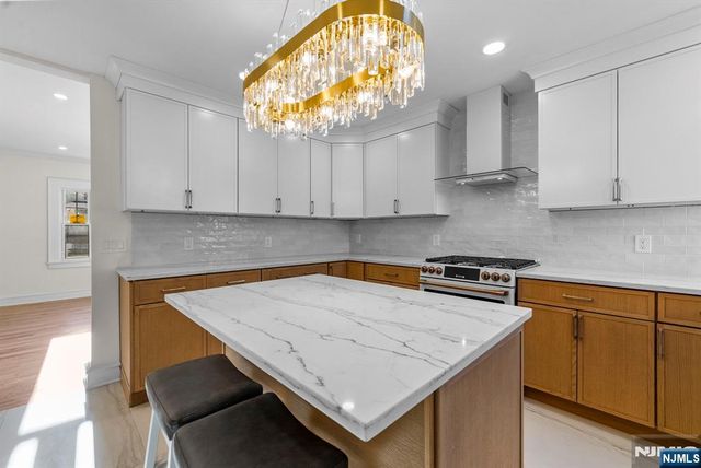 413 Franklin Avenue, Hasbrouck Heights, NJ 07604