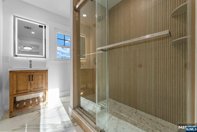 413 Franklin Avenue, Hasbrouck Heights, NJ 07604