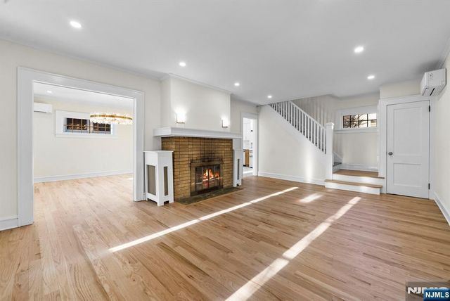 413 Franklin Avenue, Hasbrouck Heights, NJ 07604