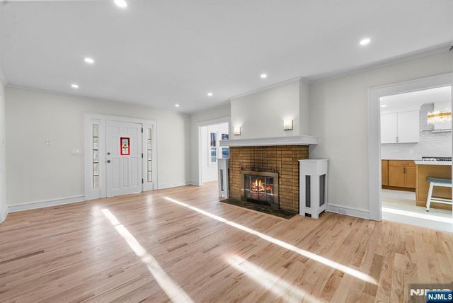 413 Franklin Avenue, Hasbrouck Heights, NJ 07604