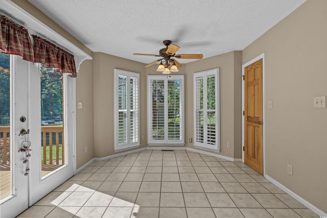3975 River Hills Dr., Little River, SC 29566