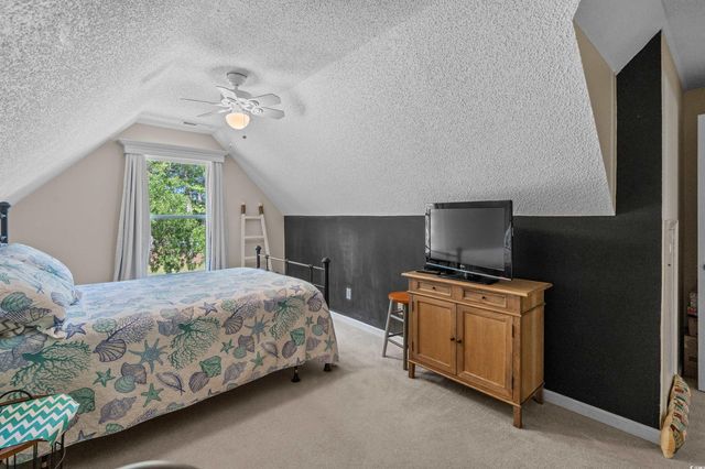 3975 River Hills Dr., Little River, SC 29566