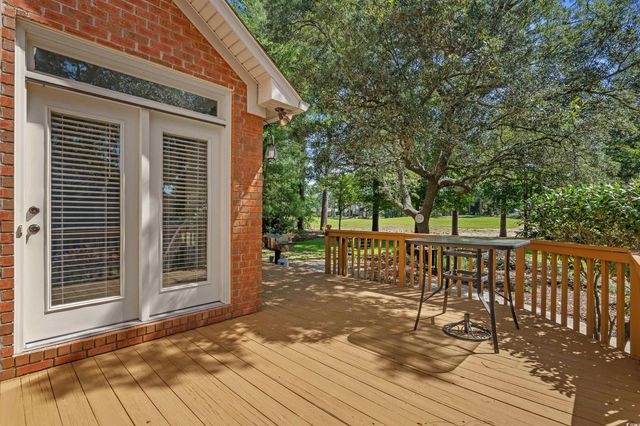 3975 River Hills Dr., Little River, SC 29566