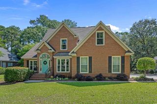 3975 River Hills Dr., Little River, SC 29566