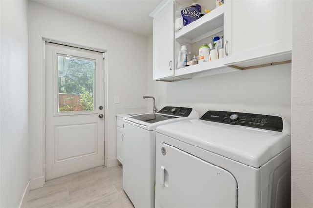 302 W COMANCHE AVENUE, Tampa, FL 33604