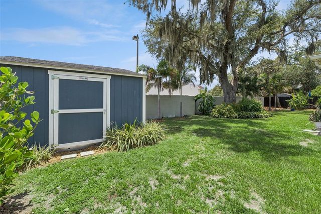 302 W COMANCHE AVENUE, Tampa, FL 33604