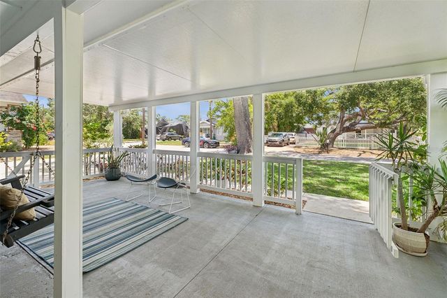 302 W COMANCHE AVENUE, Tampa, FL 33604