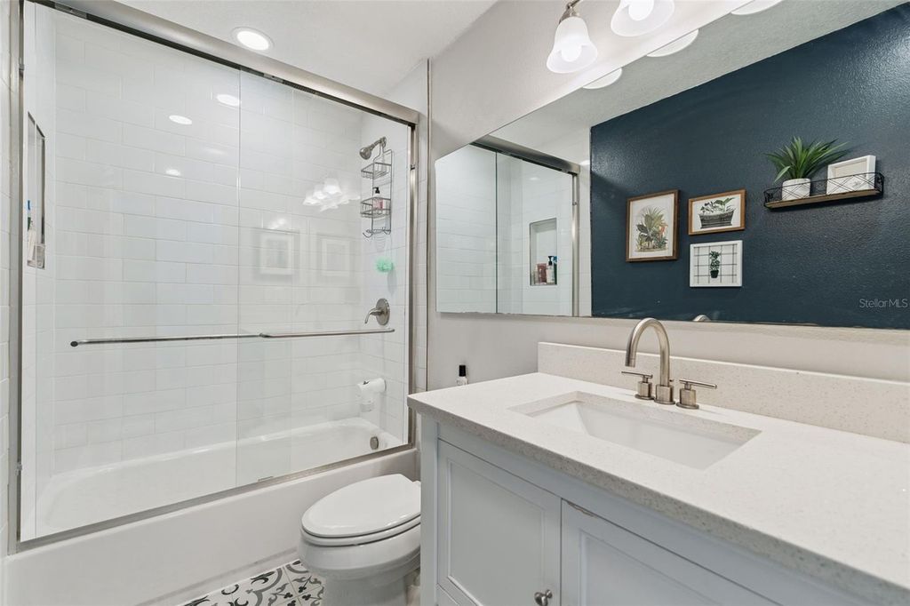 Image 15 of property listing at 302 W COMANCHE AVENUE, Tampa, FL 33604