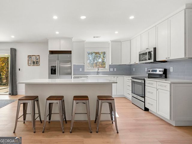 745 Honeysuckle Road, Gainesville, GA 30501