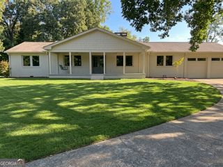 745 Honeysuckle Road, Gainesville, GA 30501