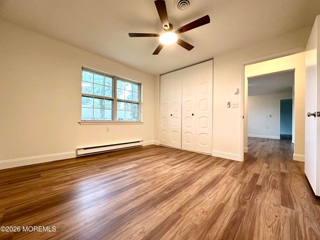 21B Cambridge Circle, Manchester, NJ 08759
