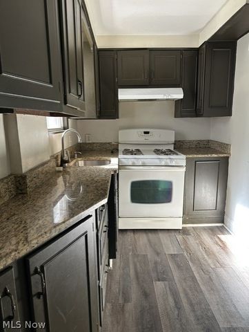 505 6th Street, Campbell, OH 44405