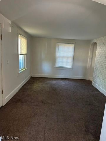 505 6th Street, Campbell, OH 44405