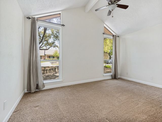 108 Wellesley Drive, Irving, TX 75062