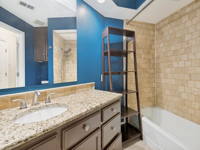 108 Wellesley Drive, Irving, TX 75062