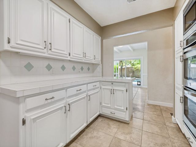 108 Wellesley Drive, Irving, TX 75062