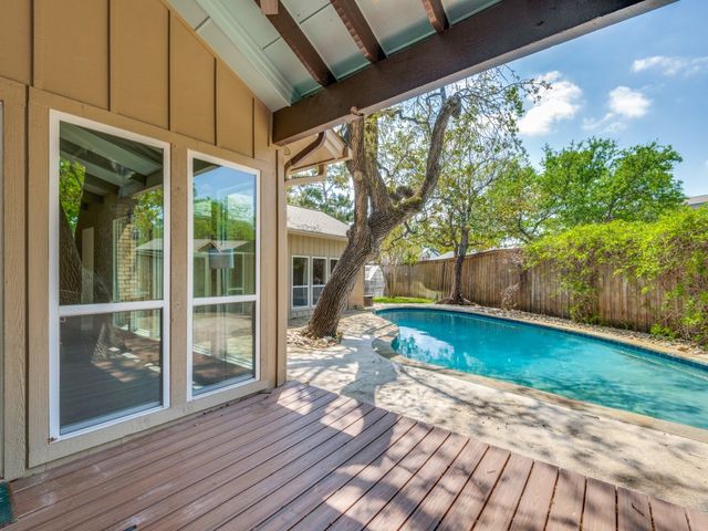 108 Wellesley Drive, Irving, TX 75062