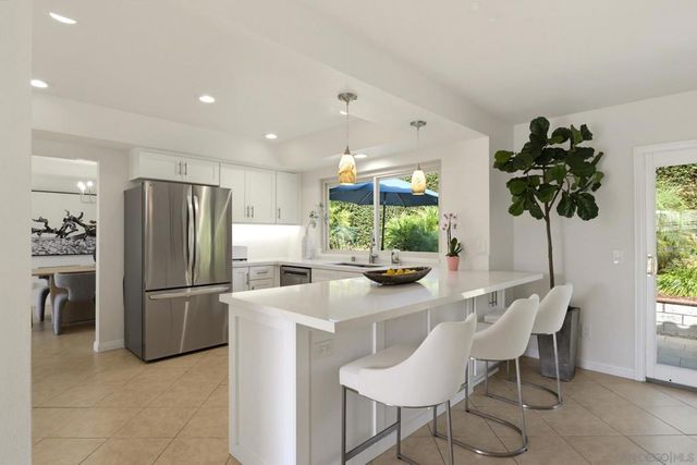 630 S Nardo, Solana Beach, CA 92075