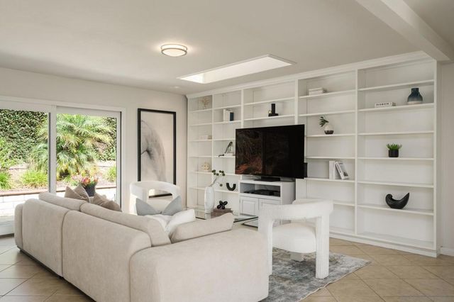 630 S Nardo, Solana Beach, CA 92075