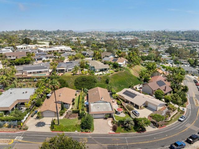 630 S Nardo, Solana Beach, CA 92075
