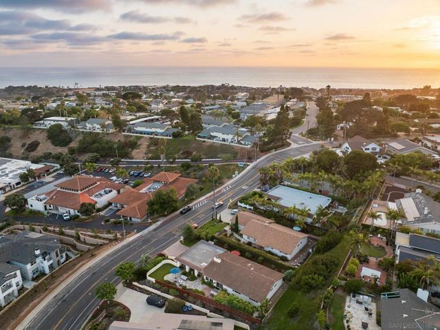 630 S Nardo, Solana Beach, CA 92075