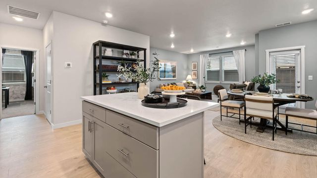 21228 SE Pelee Drive, Bend, OR 97702