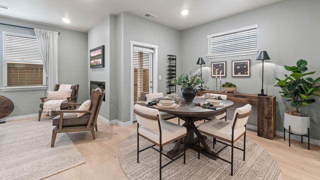 21228 SE Pelee Drive, Bend, OR 97702