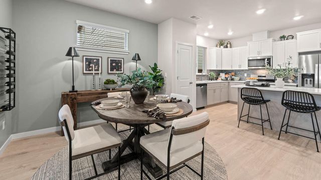 21228 SE Pelee Drive, Bend, OR 97702