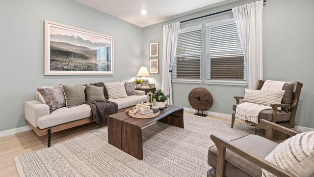 21228 SE Pelee Drive, Bend, OR 97702