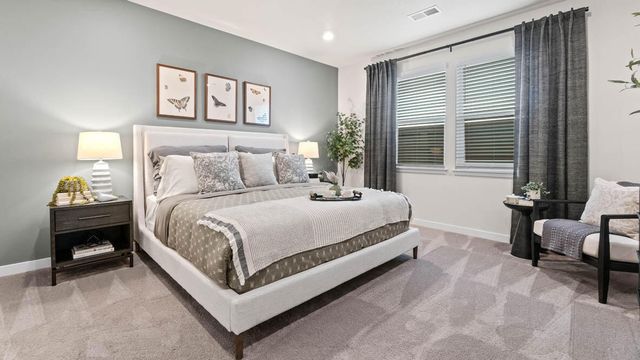 21228 SE Pelee Drive, Bend, OR 97702