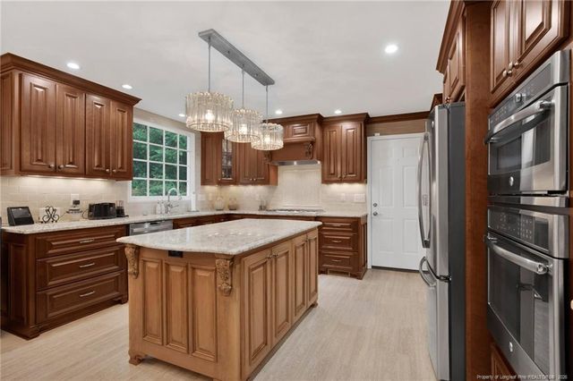 208 Shawcroft Road, Fayetteville, NC 28311