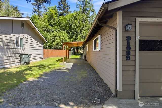 31032 228th Avenue SE, Black Diamond, WA 98010