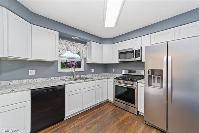 2540 Ashdale Drive, Twinsburg, OH 44087