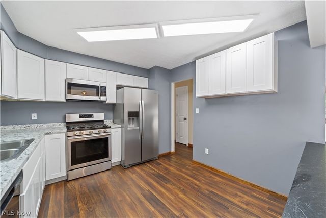 2540 Ashdale Drive, Twinsburg, OH 44087
