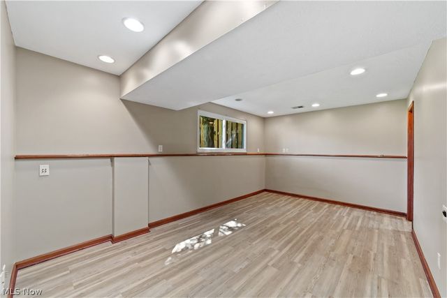 2540 Ashdale Drive, Twinsburg, OH 44087