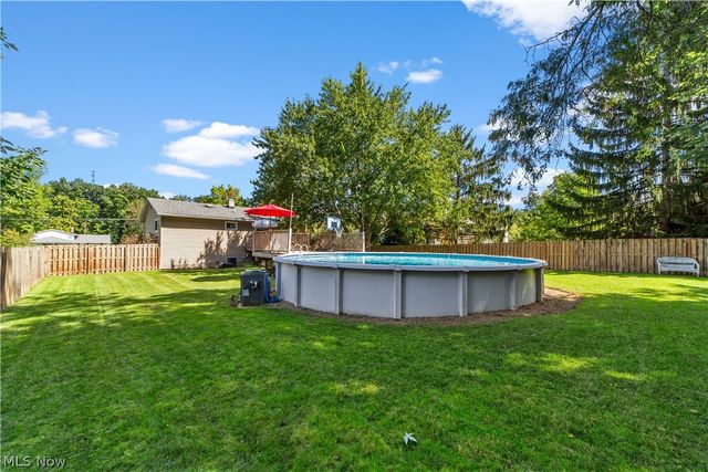 2540 Ashdale Drive, Twinsburg, OH 44087