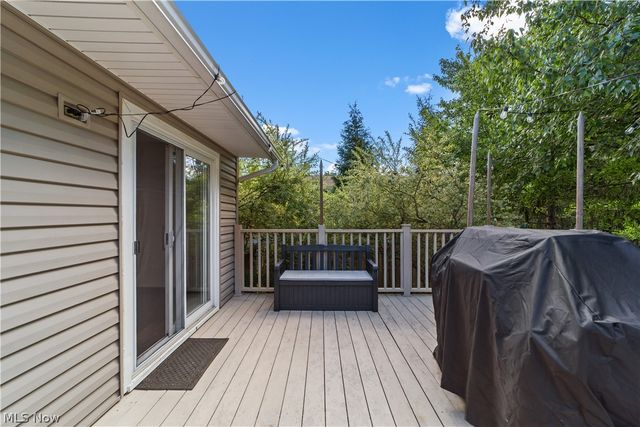 2540 Ashdale Drive, Twinsburg, OH 44087