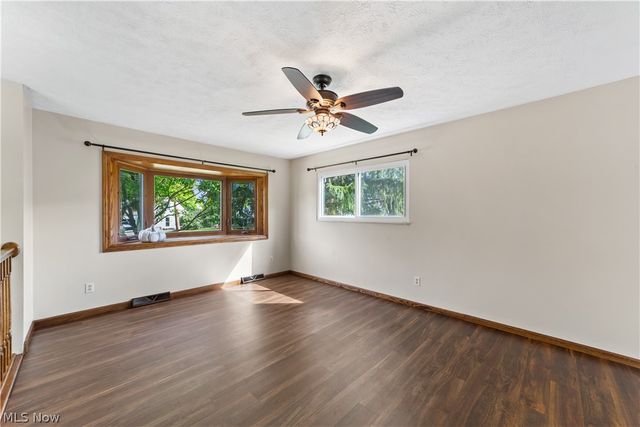 2540 Ashdale Drive, Twinsburg, OH 44087