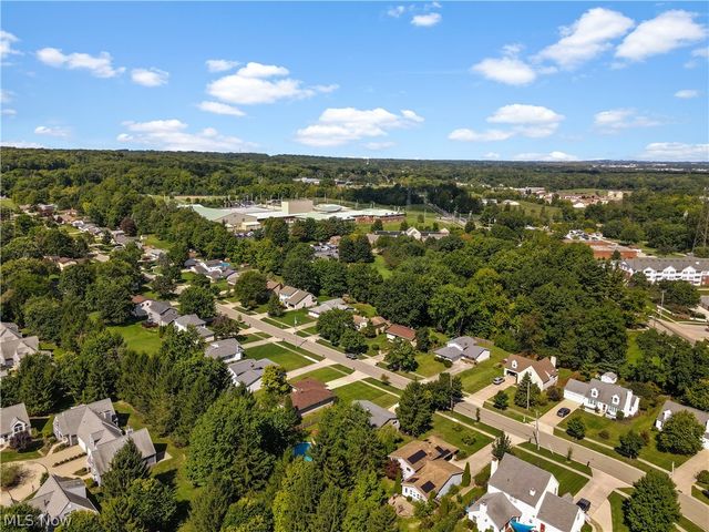2540 Ashdale Drive, Twinsburg, OH 44087