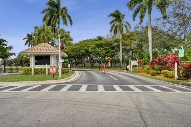 1628 Carriage Brooke Drive, Wellington, FL 33414