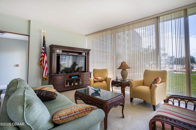 1224 S Peninsula Dr Apt 415, Daytona Beach, FL 32118