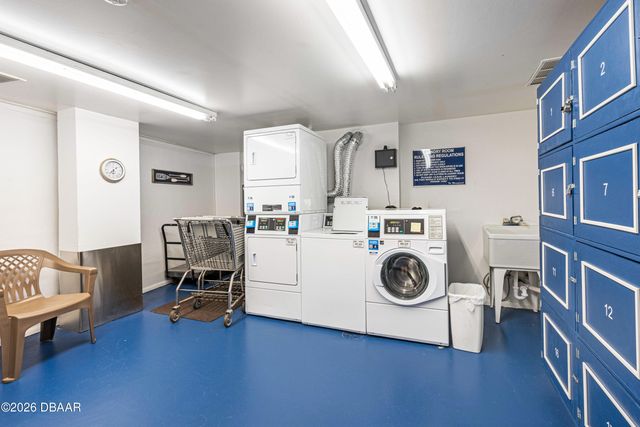 1224 S Peninsula Dr Apt 415, Daytona Beach, FL 32118