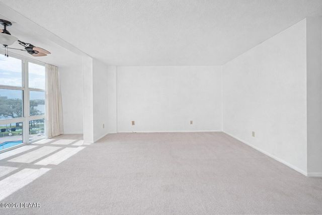 1224 S Peninsula Dr Apt 415, Daytona Beach, FL 32118