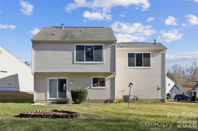 2154 Mallard Green Place, Charlotte, NC 28262