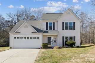2154 Mallard Green Place, Charlotte, NC 28262