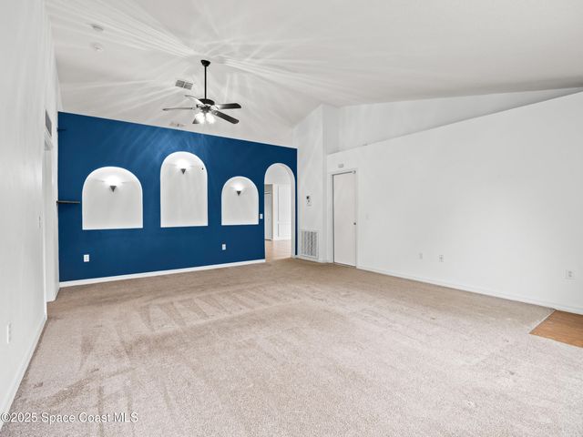 380 Courtney Street SE, Palm Bay, FL 32909