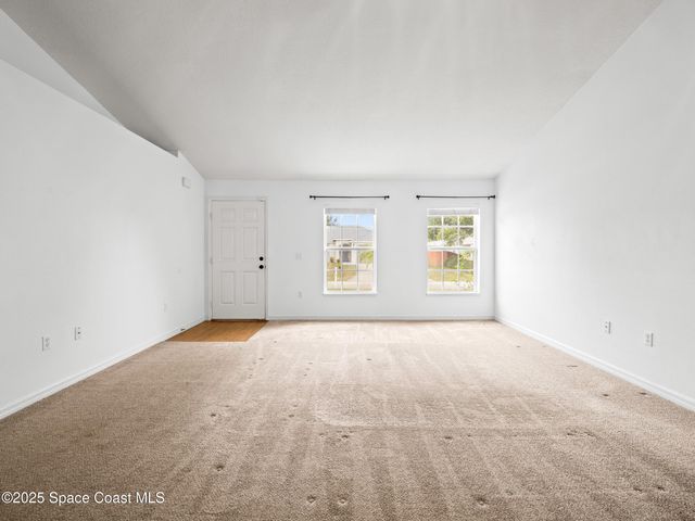 380 Courtney Street SE, Palm Bay, FL 32909