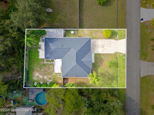380 Courtney Street SE, Palm Bay, FL 32909
