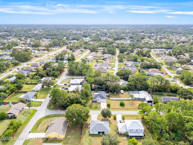380 Courtney Street SE, Palm Bay, FL 32909
